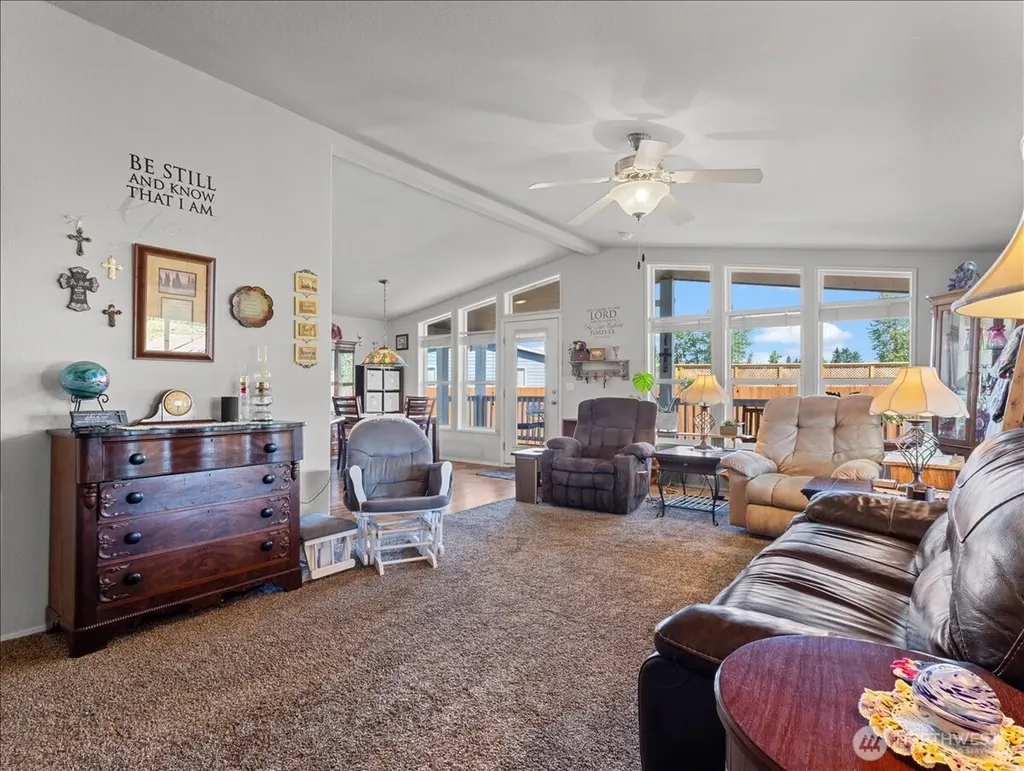 1410 Westside Highway Kelso WA 98626