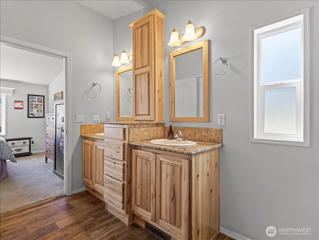 1410 Westside Highway Kelso WA 98626