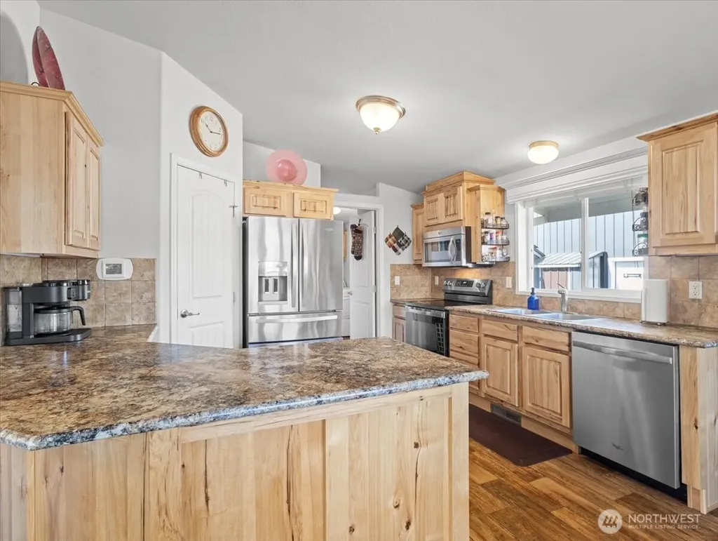 1410 Westside Highway Kelso WA 98626