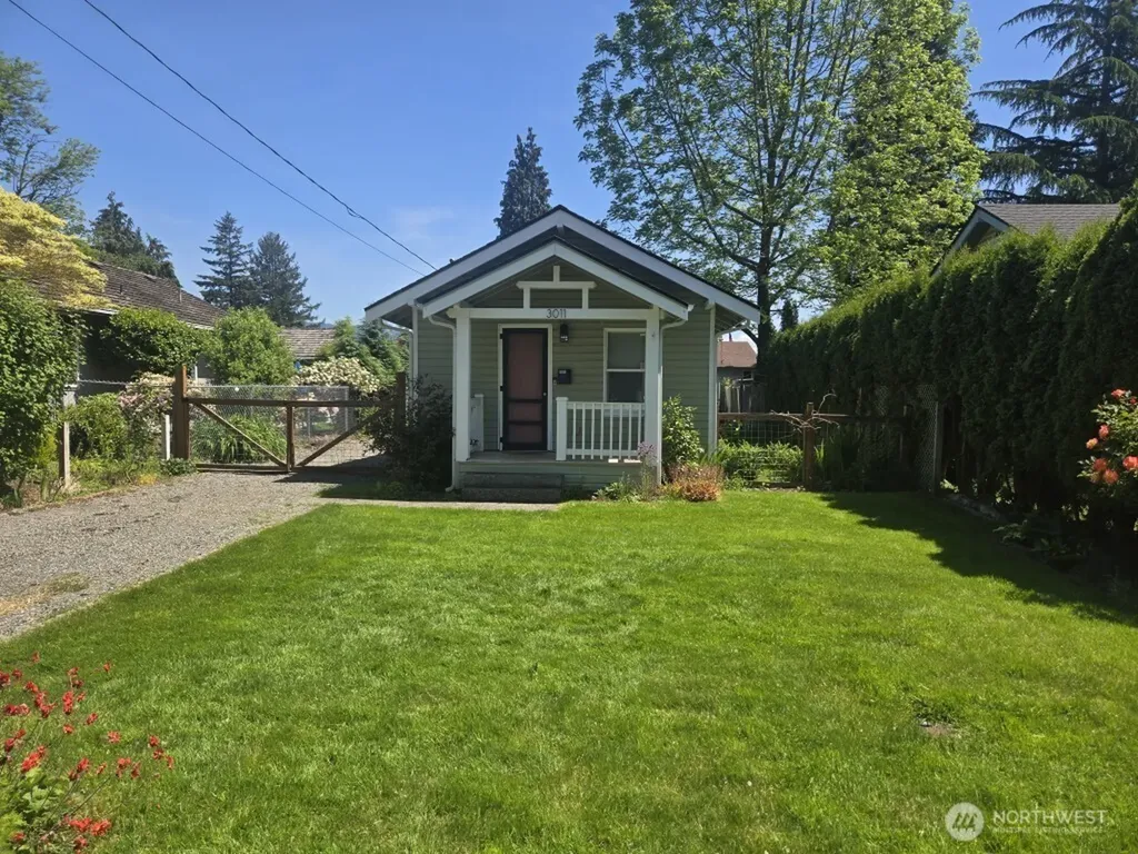 3011 Division Street Enumclaw WA 98022