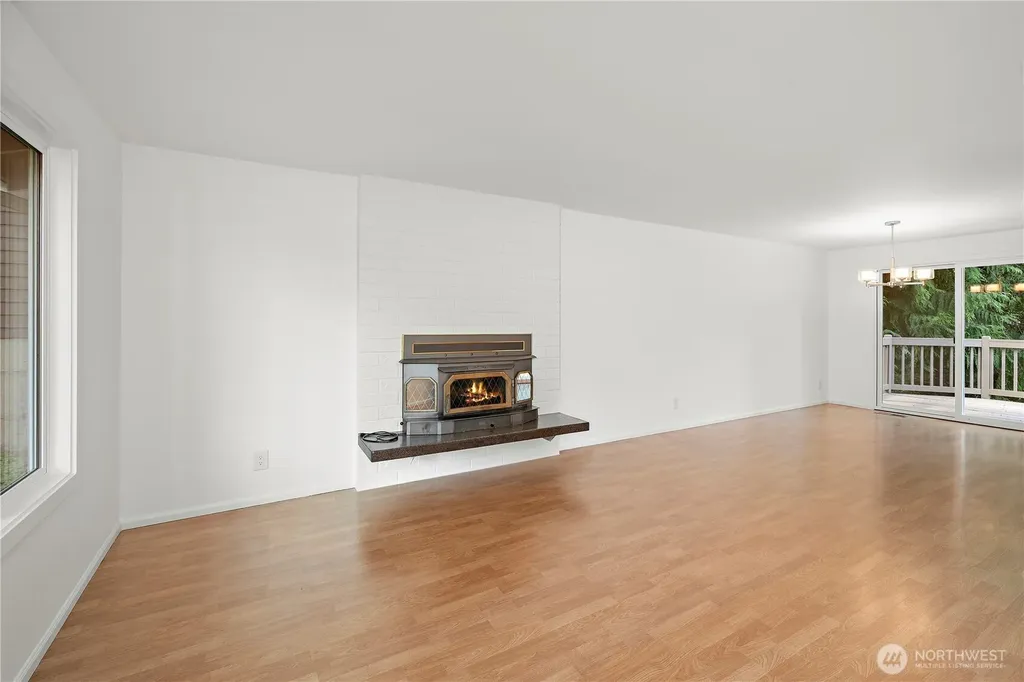 1108 NE 195th Street Shoreline WA 98155