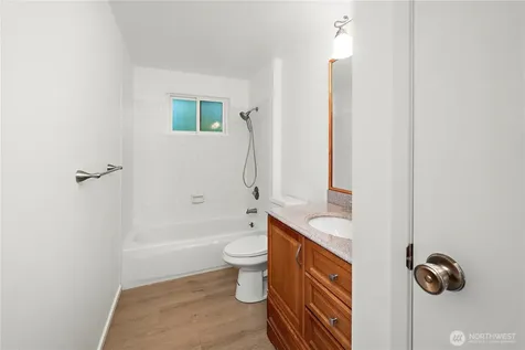 1108 NE 195th Street Shoreline WA 98155