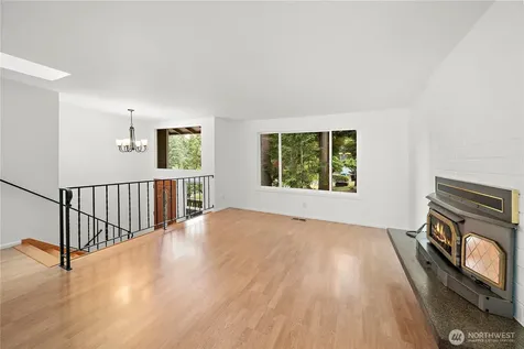 1108 NE 195th Street Shoreline WA 98155