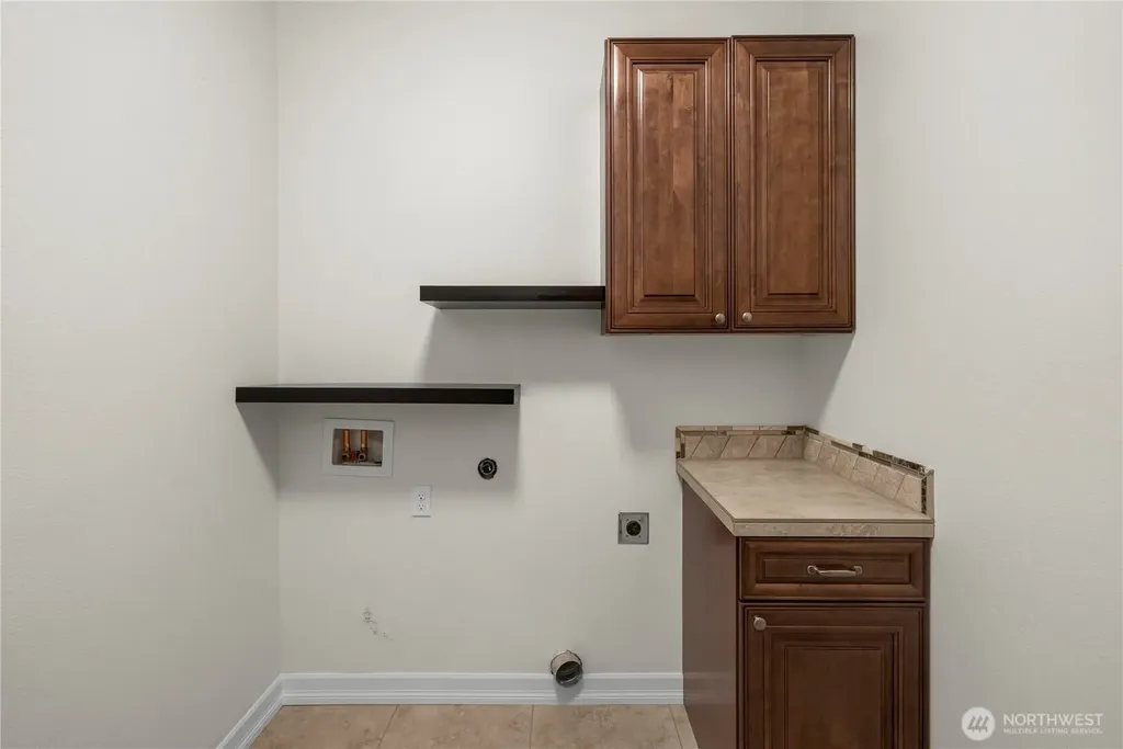 2202 29th Court NW Olympia WA 98502