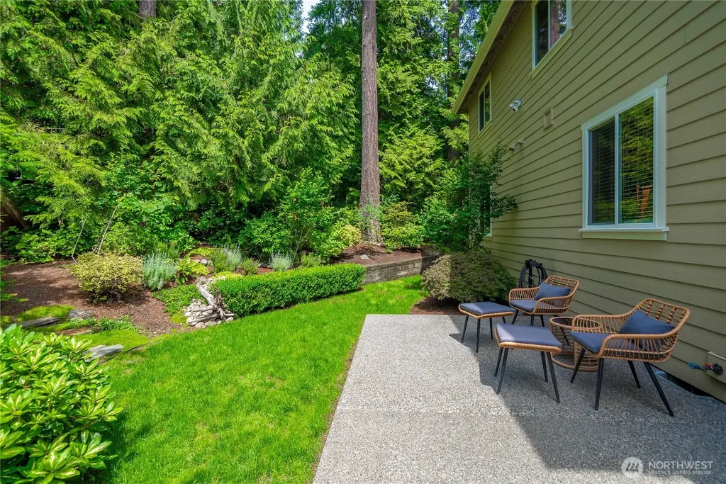 2202 29th Court NW Olympia WA 98502