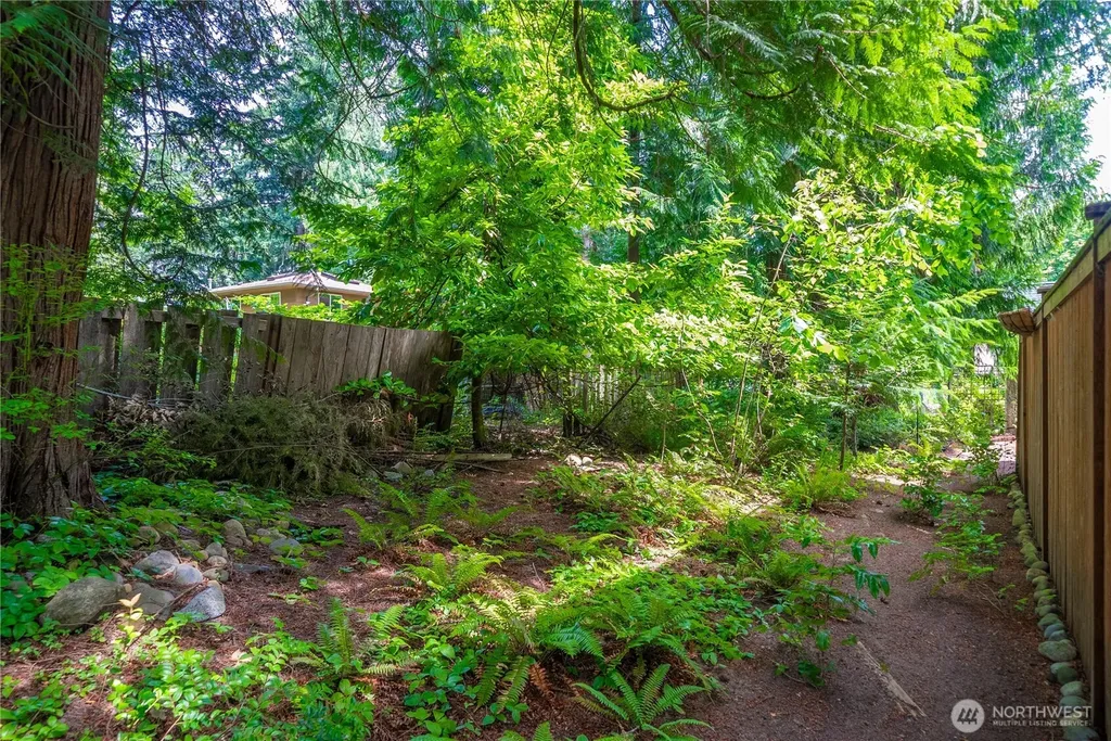 2202 29th Court NW Olympia WA 98502
