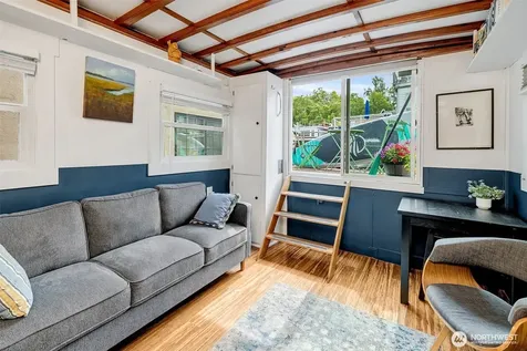 2143 N Northlake Way Seattle WA 98103