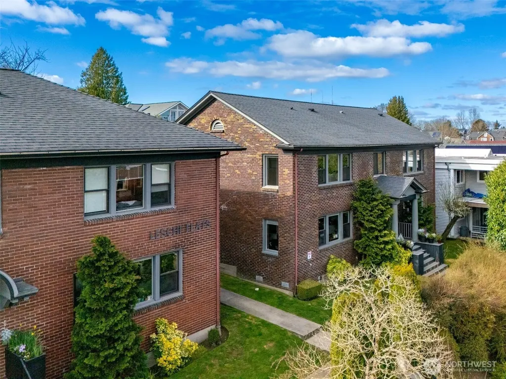 109 30th Avenue Seattle WA 98122
