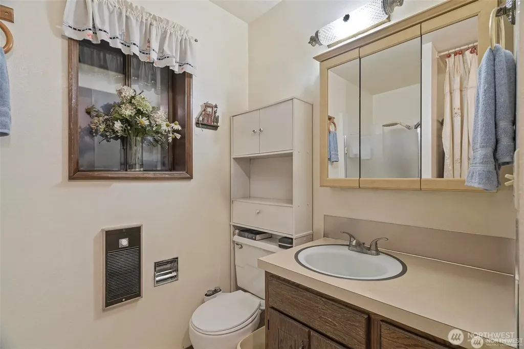 3124 Zenkner Valley Road SW Centralia WA 98531