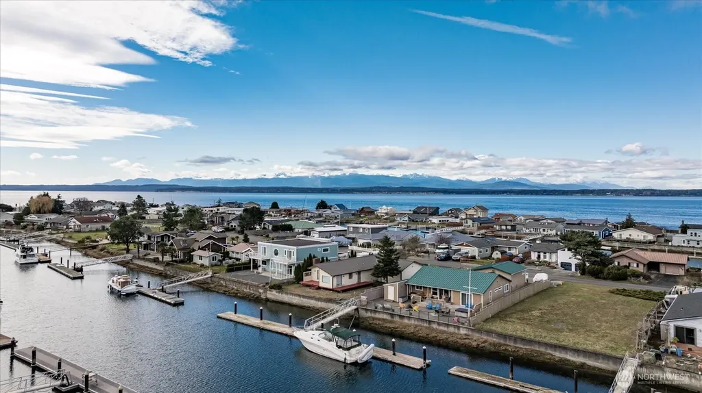 3709 Steelhead Drive Greenbank WA 98253