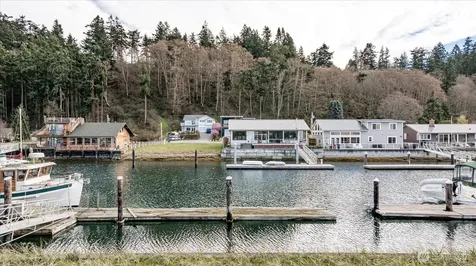 3709 Steelhead Drive Greenbank WA 98253