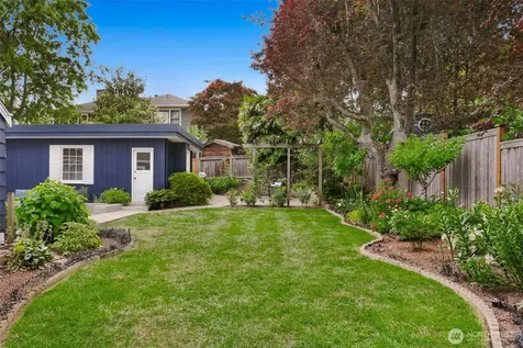 6605 57th Avenue NE Seattle WA 98115