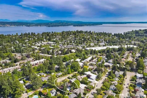 6605 57th Avenue NE Seattle WA 98115