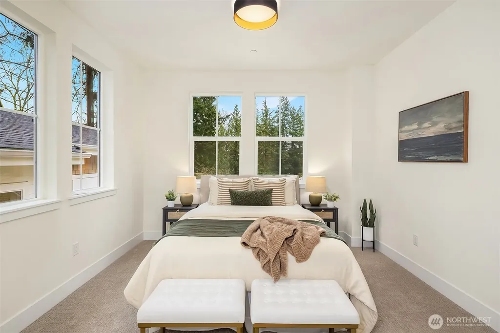 11812 NE 103rd Place Kirkland WA 98033