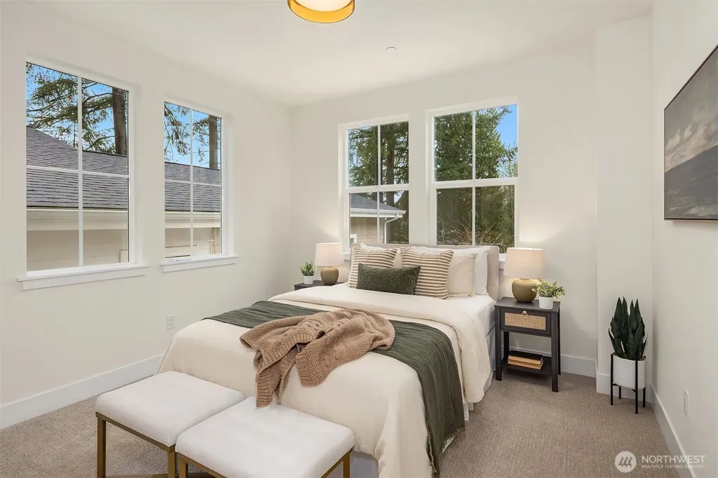 11812 NE 103rd Place Kirkland WA 98033