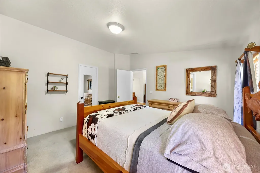 5554 Potter Road Deming WA 98244