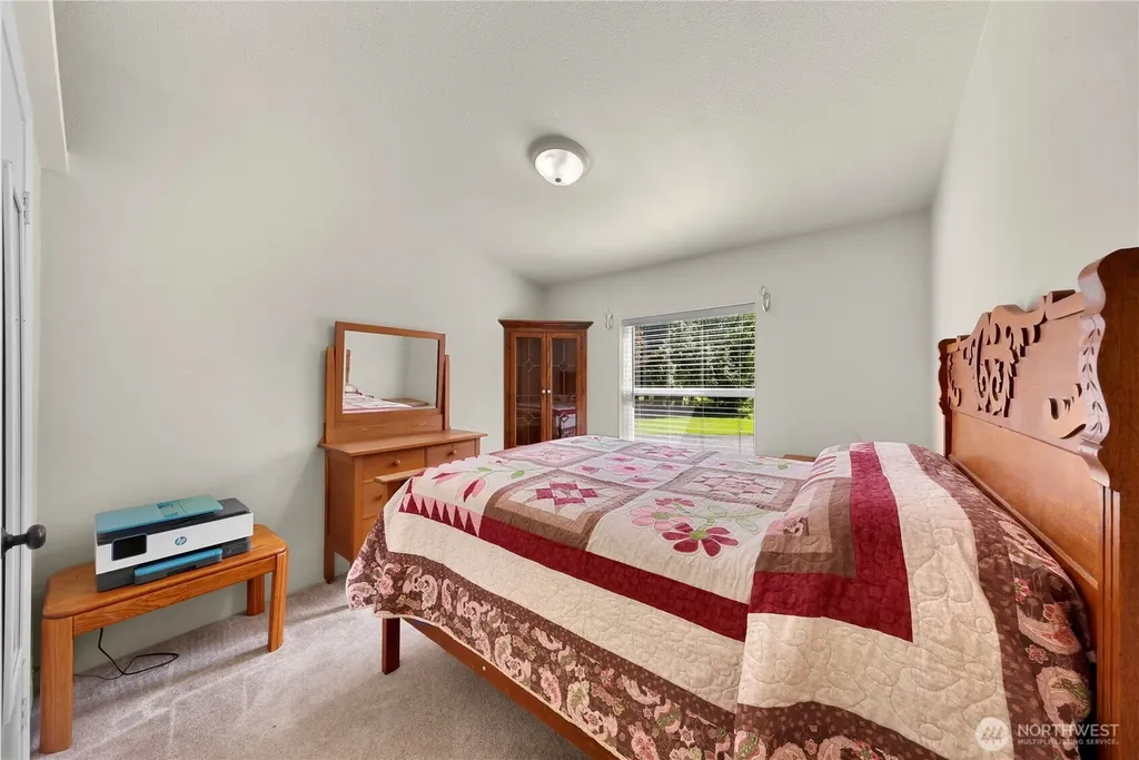 5554 Potter Road Deming WA 98244