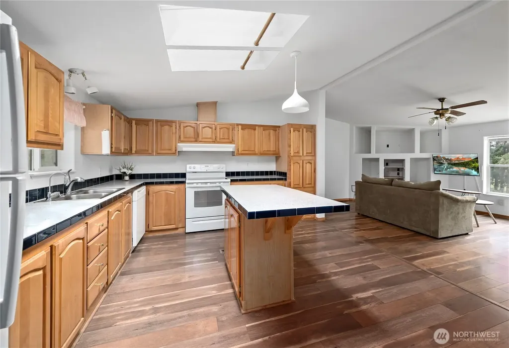 2930 Taylor Road Oak Harbor WA 98277