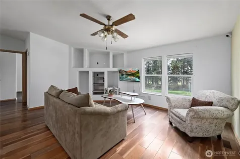 2930 Taylor Road Oak Harbor WA 98277
