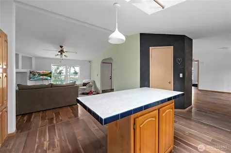 2930 Taylor Road Oak Harbor WA 98277