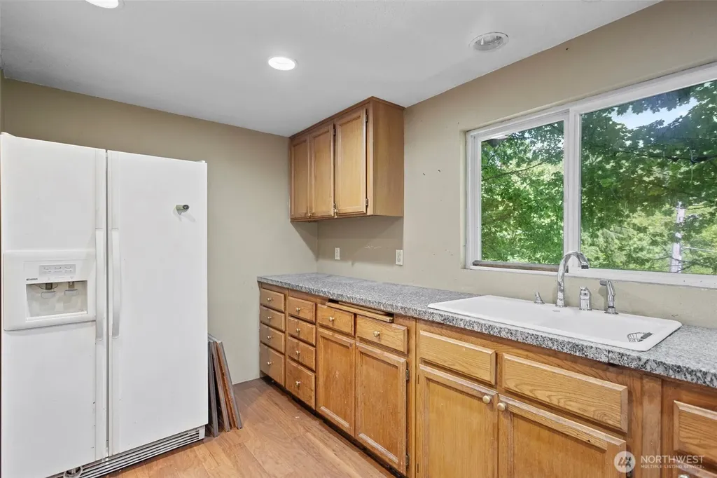 400 N Dubois Road Ariel WA 98603