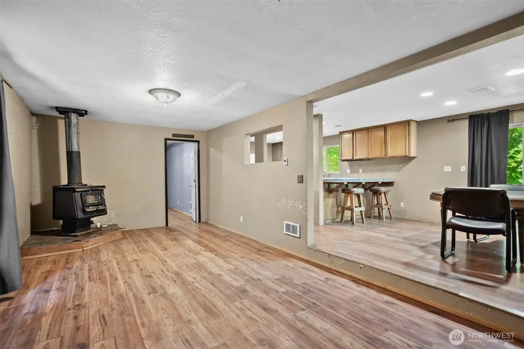 400 N Dubois Road Ariel WA 98603