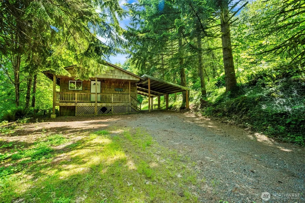400 N Dubois Road Ariel WA 98603