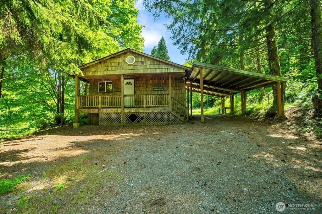 400 N Dubois Road Ariel WA 98603