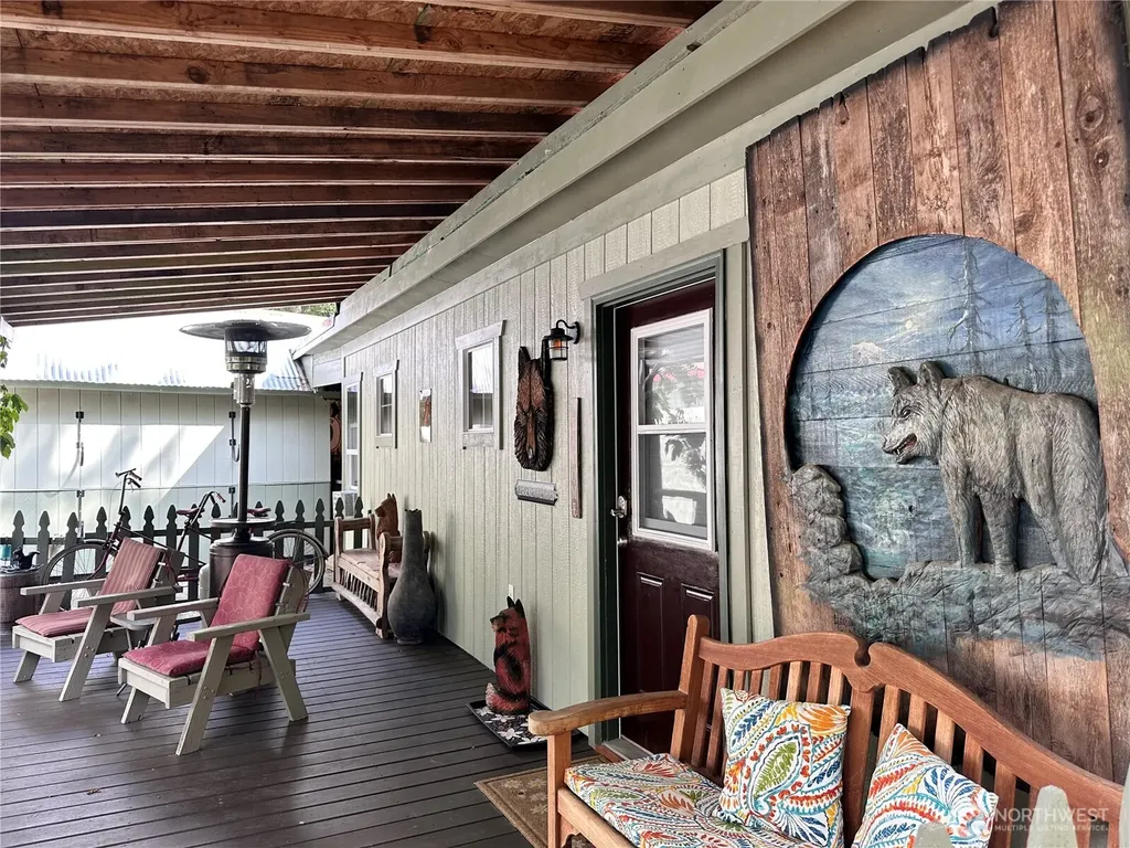 131 Nisqually Way Ashford WA 98304