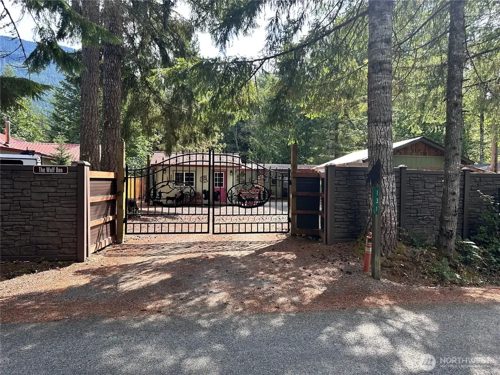 131 Nisqually Way Ashford WA 98304
