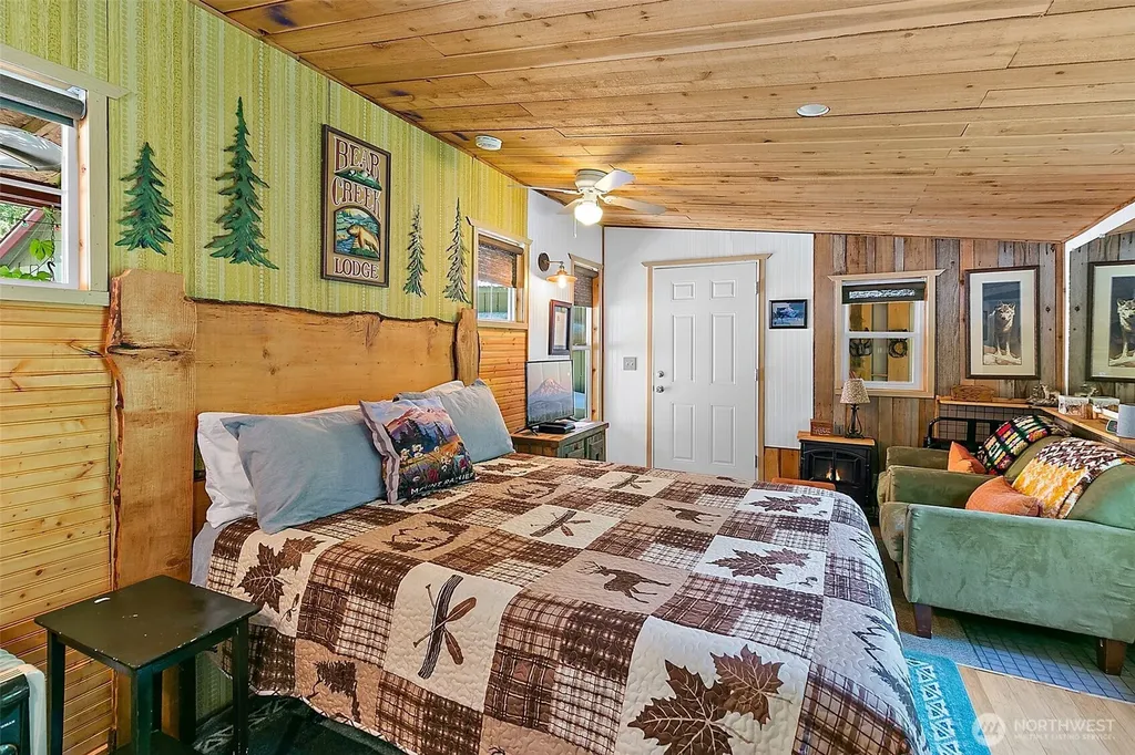 131 Nisqually Way Ashford WA 98304