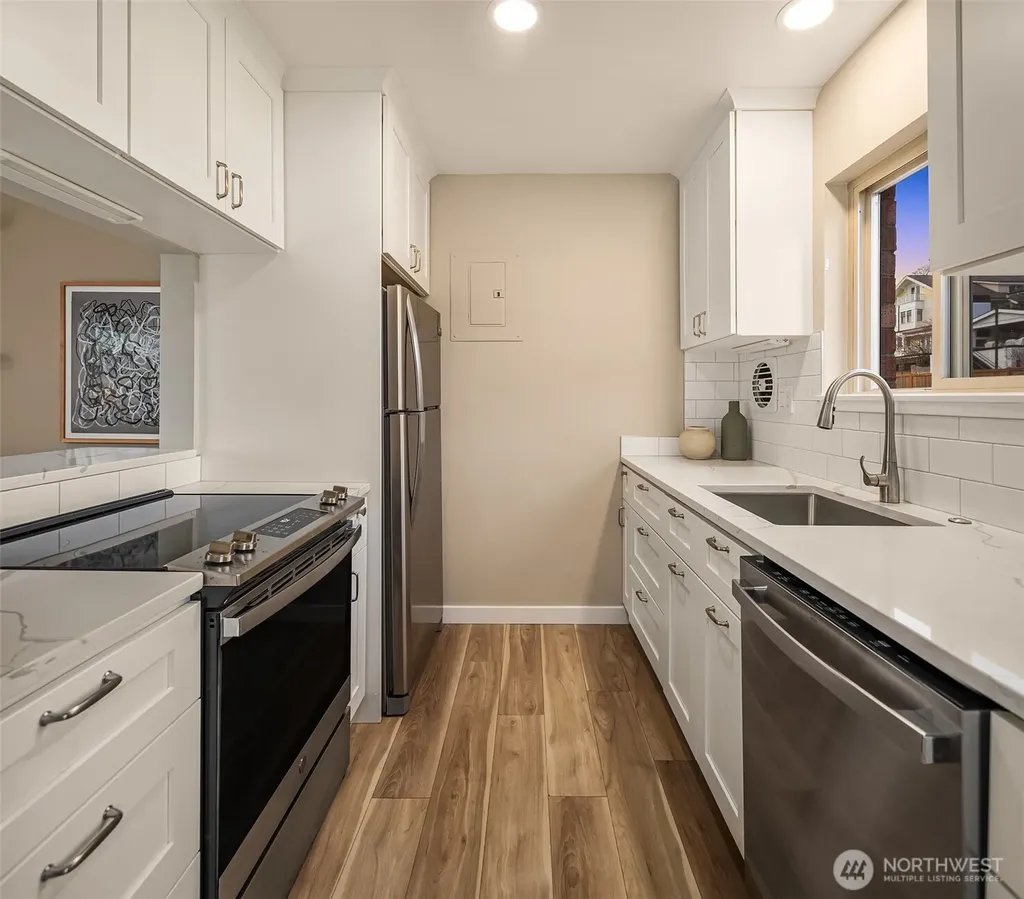 330 W Olympic Place Seattle WA 98119