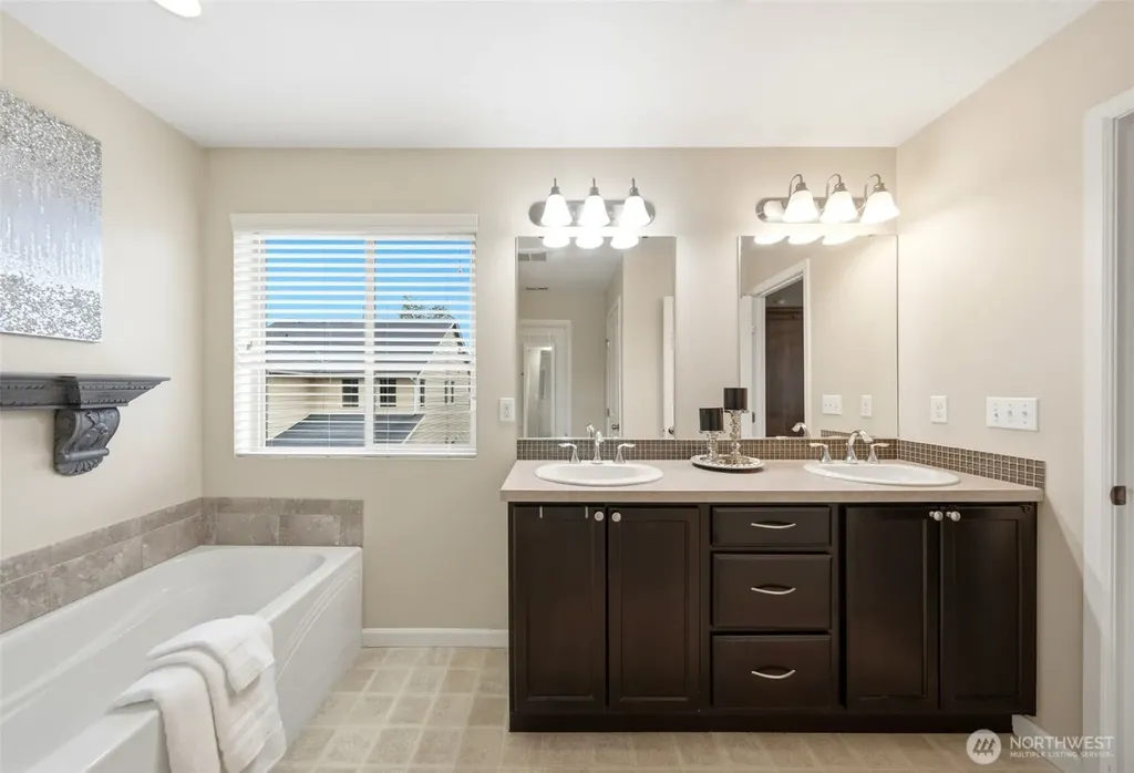 21 92nd Drive SE Lake Stevens WA 98258