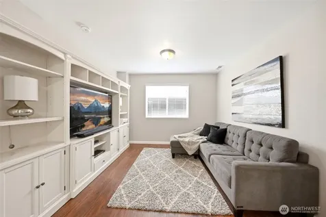 21 92nd Drive SE Lake Stevens WA 98258