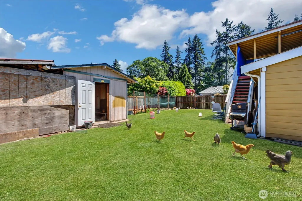 14915 16th Avenue Ct E Tacoma WA 98445