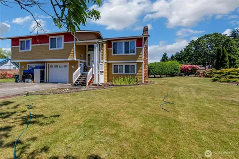 14915 16th Avenue Ct E Tacoma WA 98445