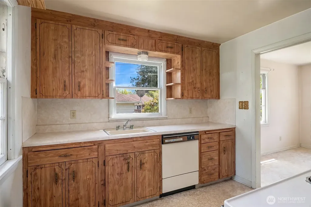 320 NE 185th Street Shoreline WA 98155