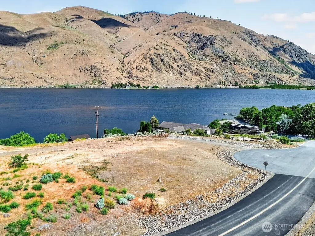 44 Shore Drive East Wenatchee WA 98802