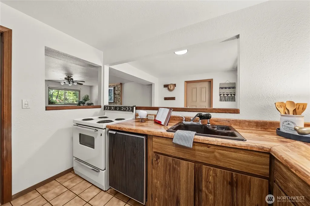 19114 SE 295th Street Kent WA 98042