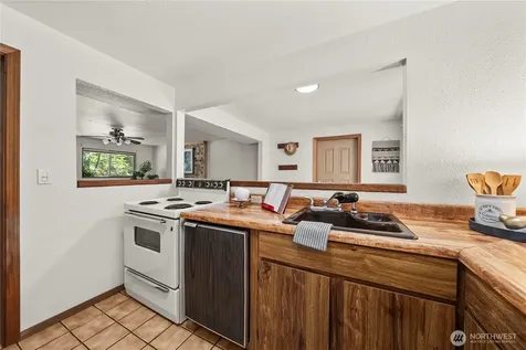 19114 SE 295th Street Kent WA 98042
