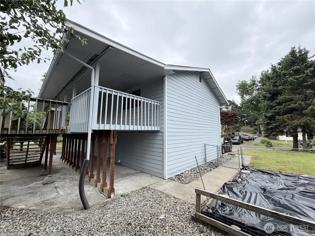 1615 154th Street E Tacoma WA 98445