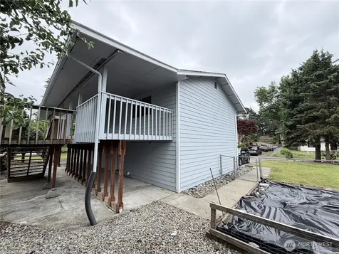 1615 154th Street E Tacoma WA 98445
