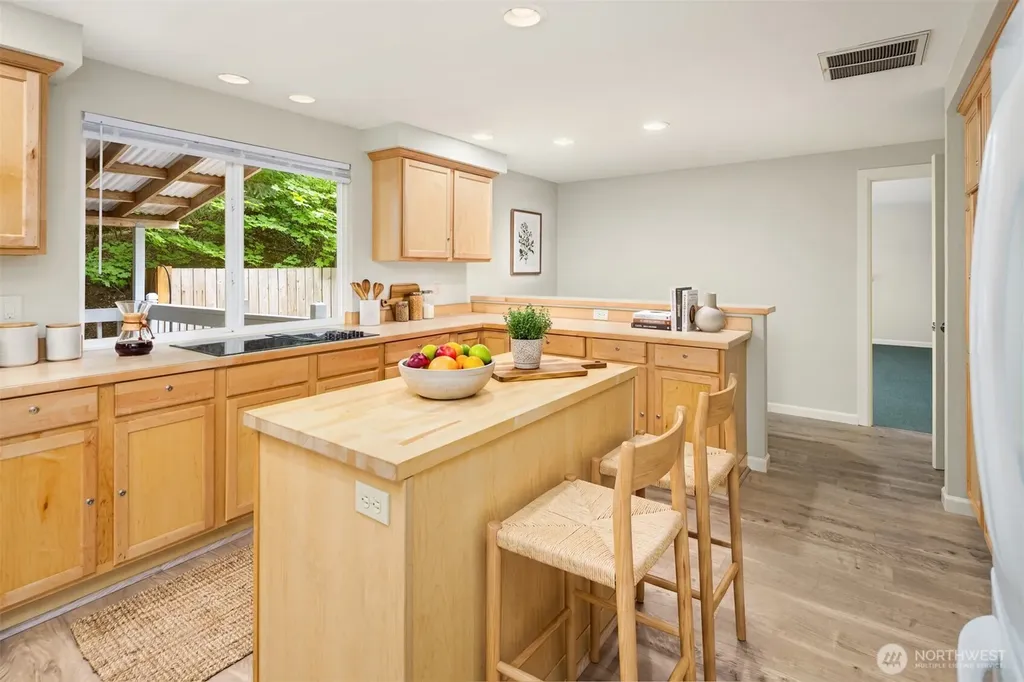12801 SE 22nd Place Bellevue WA 98005