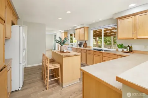 12801 SE 22nd Place Bellevue WA 98005
