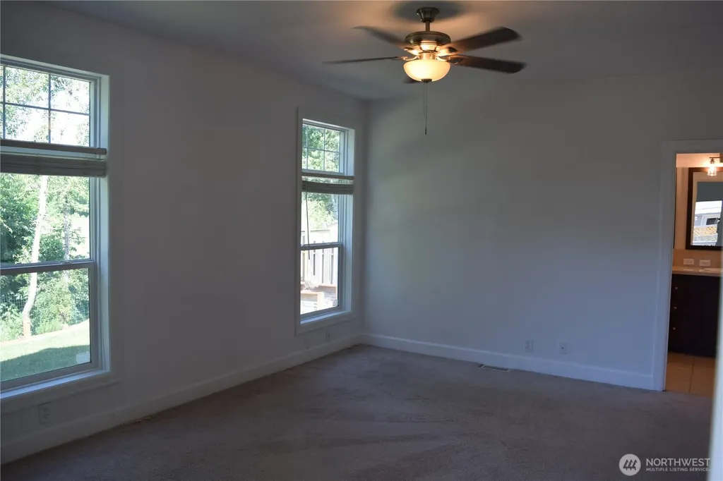 92 Sunset Meadows Lane Port Hadlock WA 98339