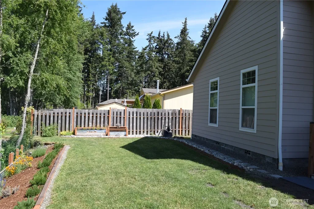 92 Sunset Meadows Lane Port Hadlock WA 98339