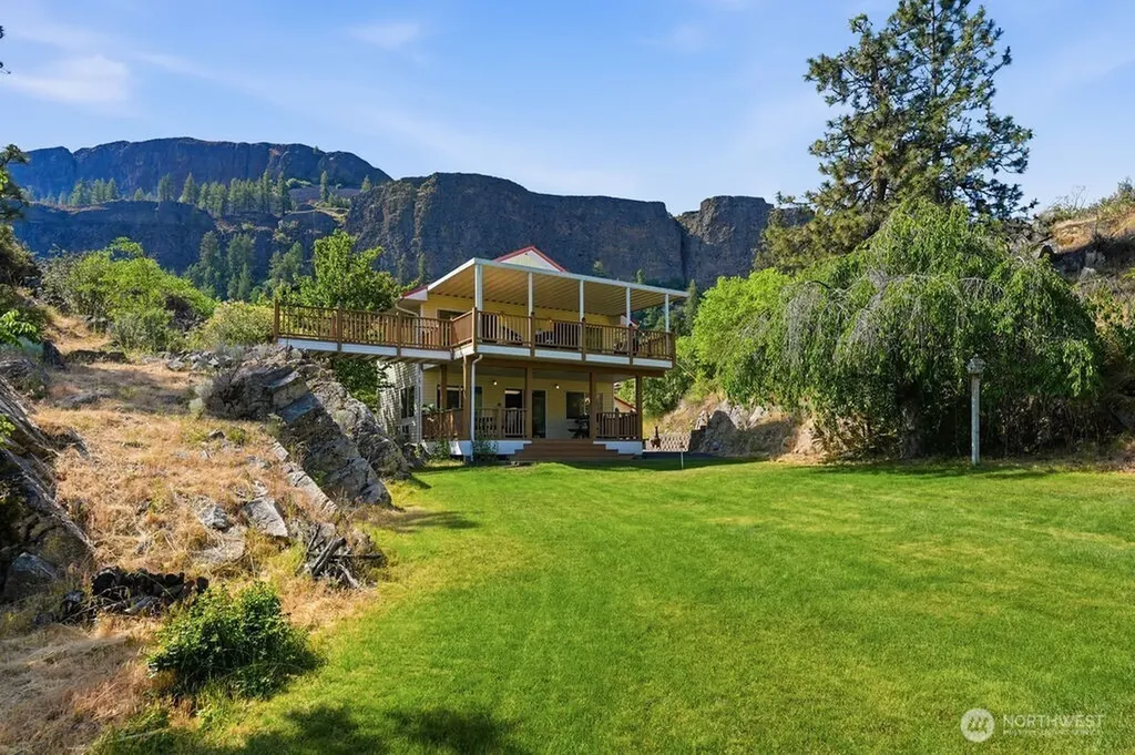 39879 W Mill Drive Lincoln WA 99147
