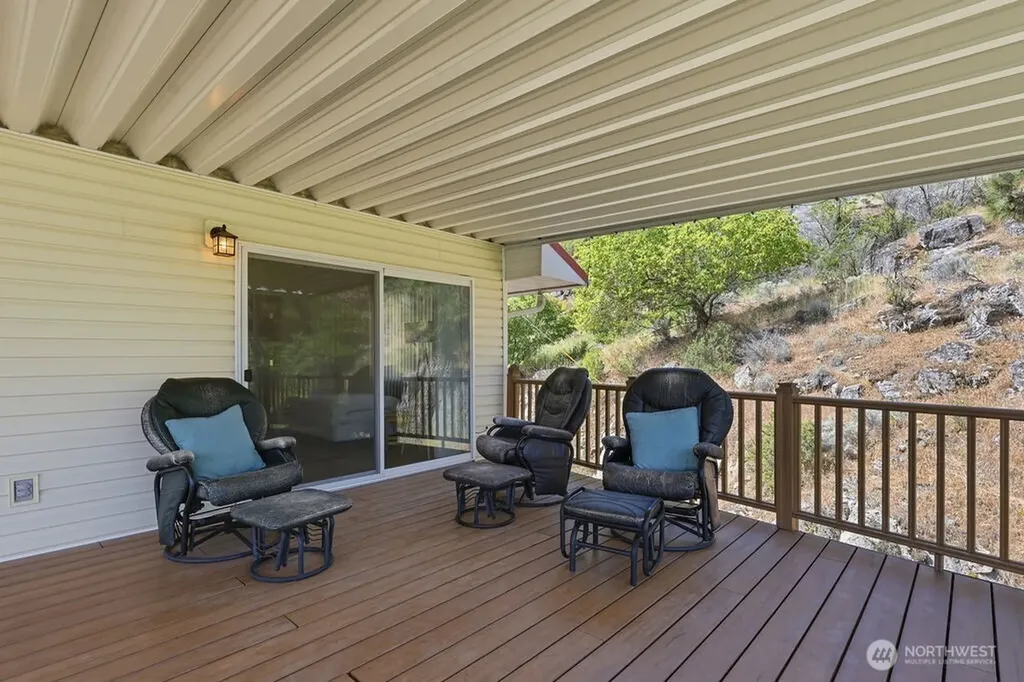 39879 W Mill Drive Lincoln WA 99147