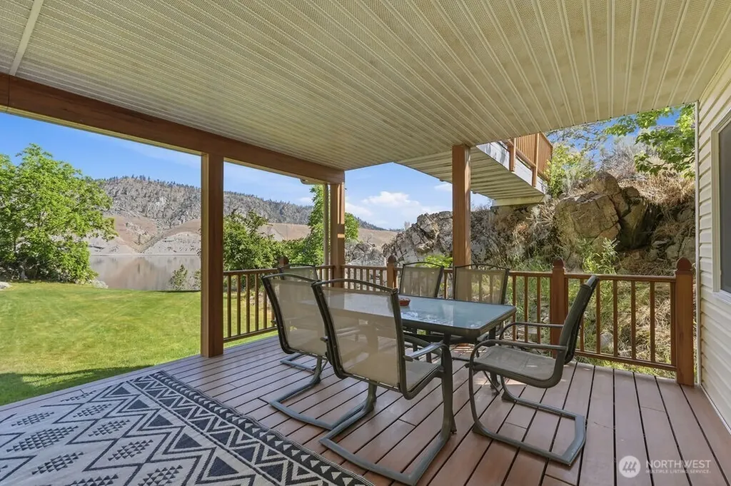 39879 W Mill Drive Lincoln WA 99147