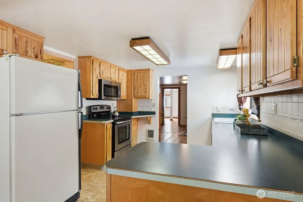 39879 W Mill Drive Lincoln WA 99147
